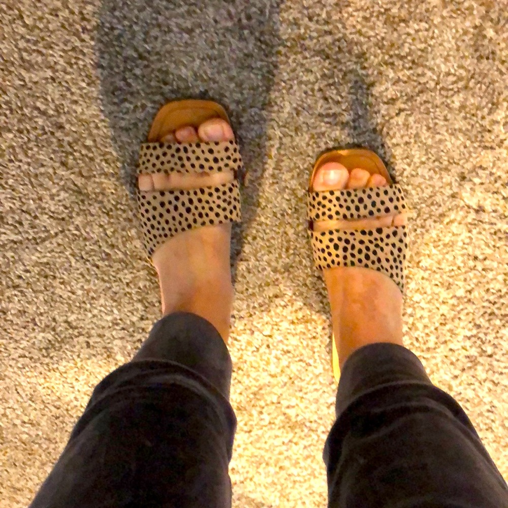Sandles